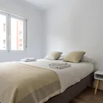 Bright Modern - 2Bedrooms 1Bathroom - Delicias