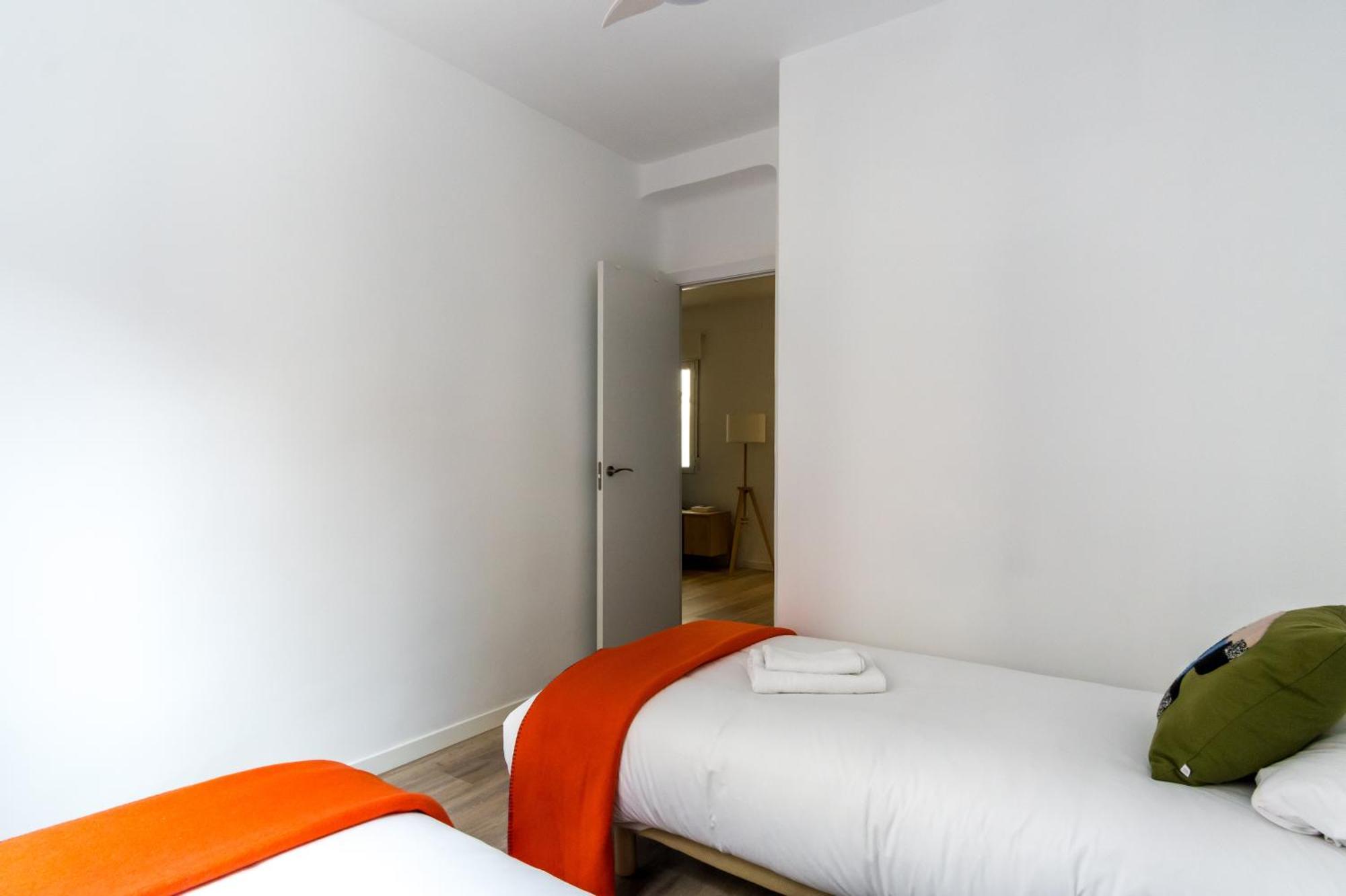Bright Modern - 2bedrooms 1bathroom - Delicias *
