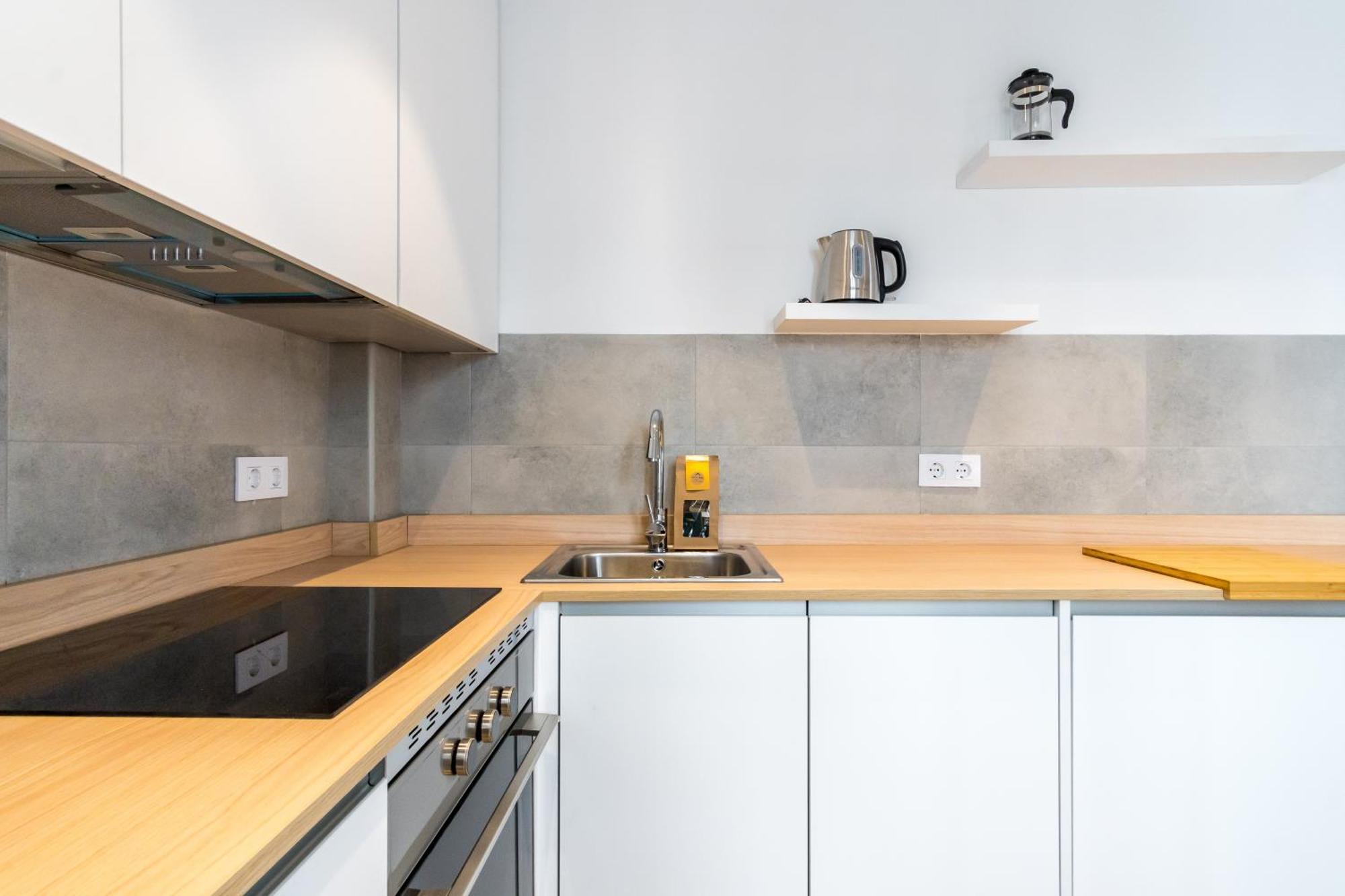 Bright Modern - 2bedrooms 1bathroom - Delicias Madrid