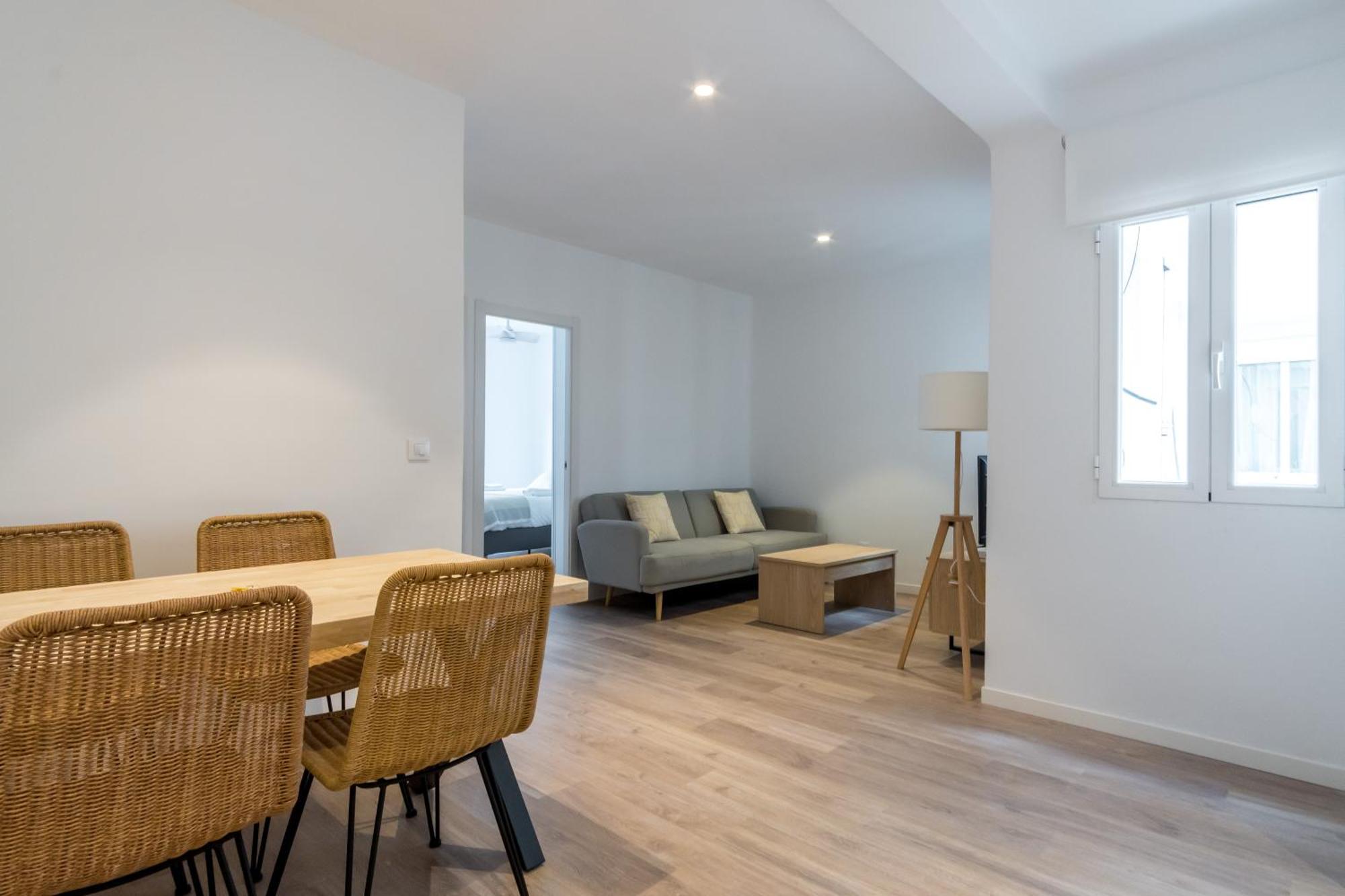 Bright Modern - 2bedrooms 1bathroom - Delicias Madrid