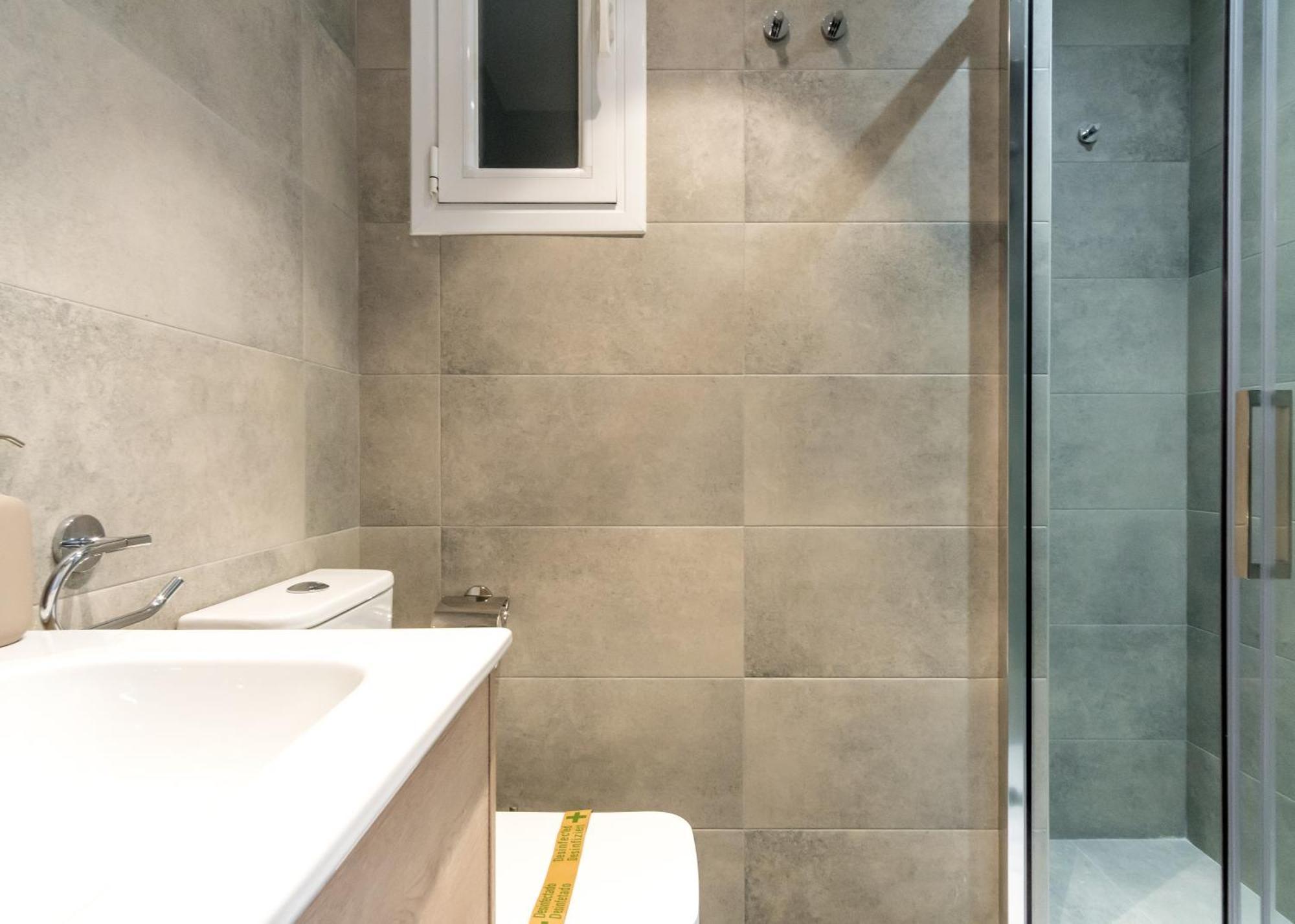 Bright Modern - 2bedrooms 1bathroom - Delicias Appartement *